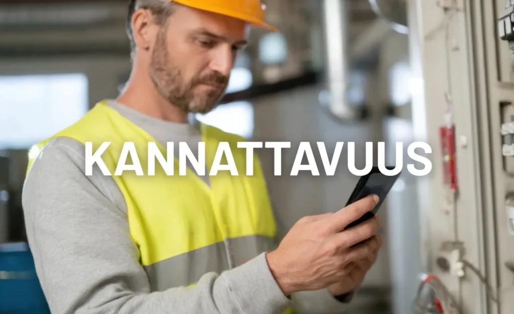 LVI-yrittäjä vertailee säästölaskelmaa. Kuva, jossa asentaja työmaalla ja toimistotyöntekijä katsoo Evelia-toiminnanohjausjärjestelmää.